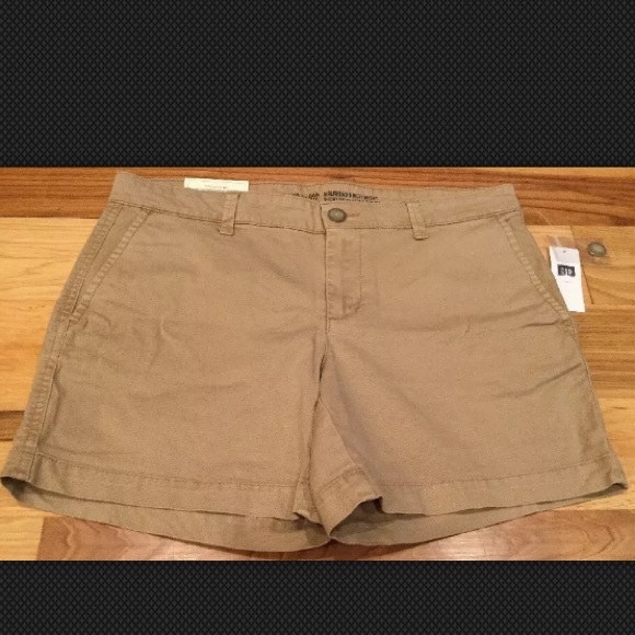 Gap Women/'s Size 0 Tan Brown Khakis By Gap Nwt Girlfriend 5 Inch Shorts